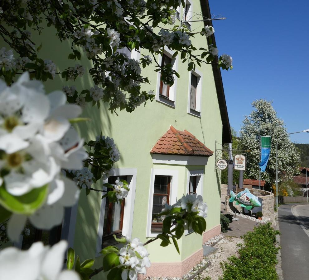 Gasthof Schlossbraeu Lintach Hotel Freudenberg  Exterior photo